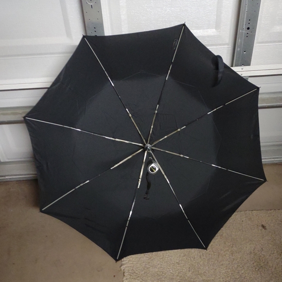 New LEIGHTON UMBRELLA Folding Auto Open Black w/ Slip Case - Concordia - Picture 3 of 7